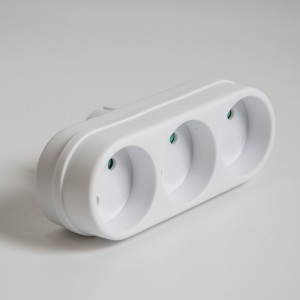 S-ES3-16O WHITE Разветвитель сетевой, с/з. 3 гнезда. 16А, 3500Вт. Белый. ТМ Uniel
