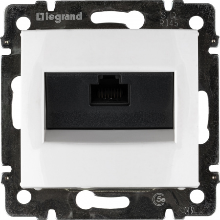 d2fd350c-c200-40be-91d2-1d9677739433