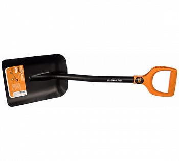 1019354 FISKARS Скребок автомобильный для стекол черенок пластиковый